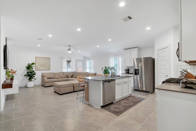 Building Photo - 3903 Yonkers Valley Ln