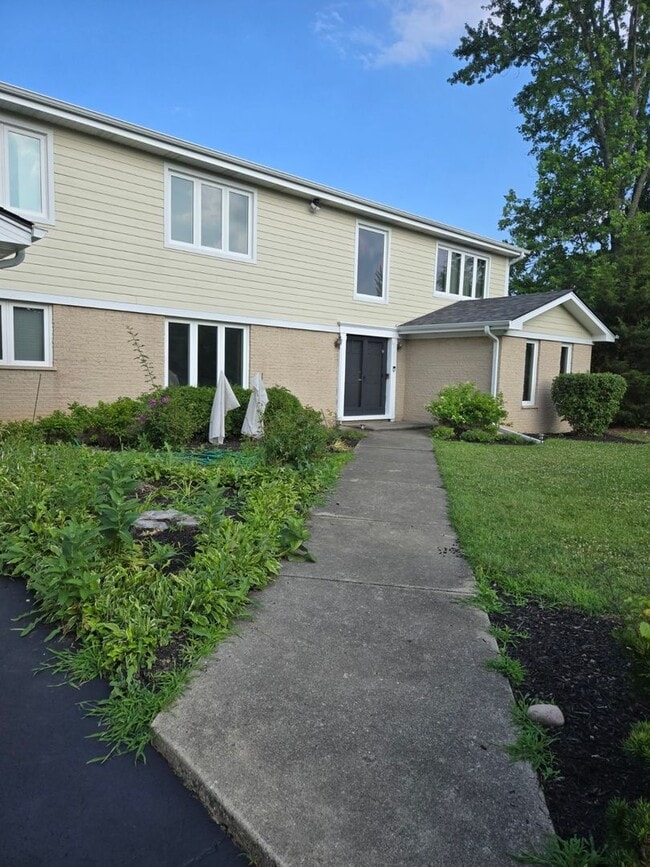 Primary Photo - 2175 Kipling Ln