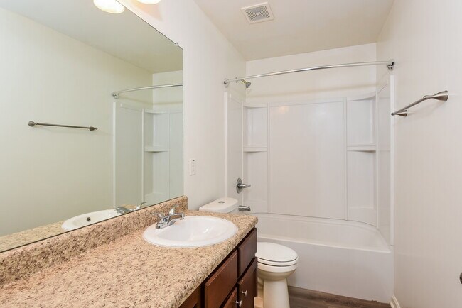 Building Photo - 222 Westridge Cir