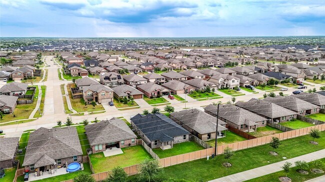 Building Photo - 3306 Zephyr Park Ln