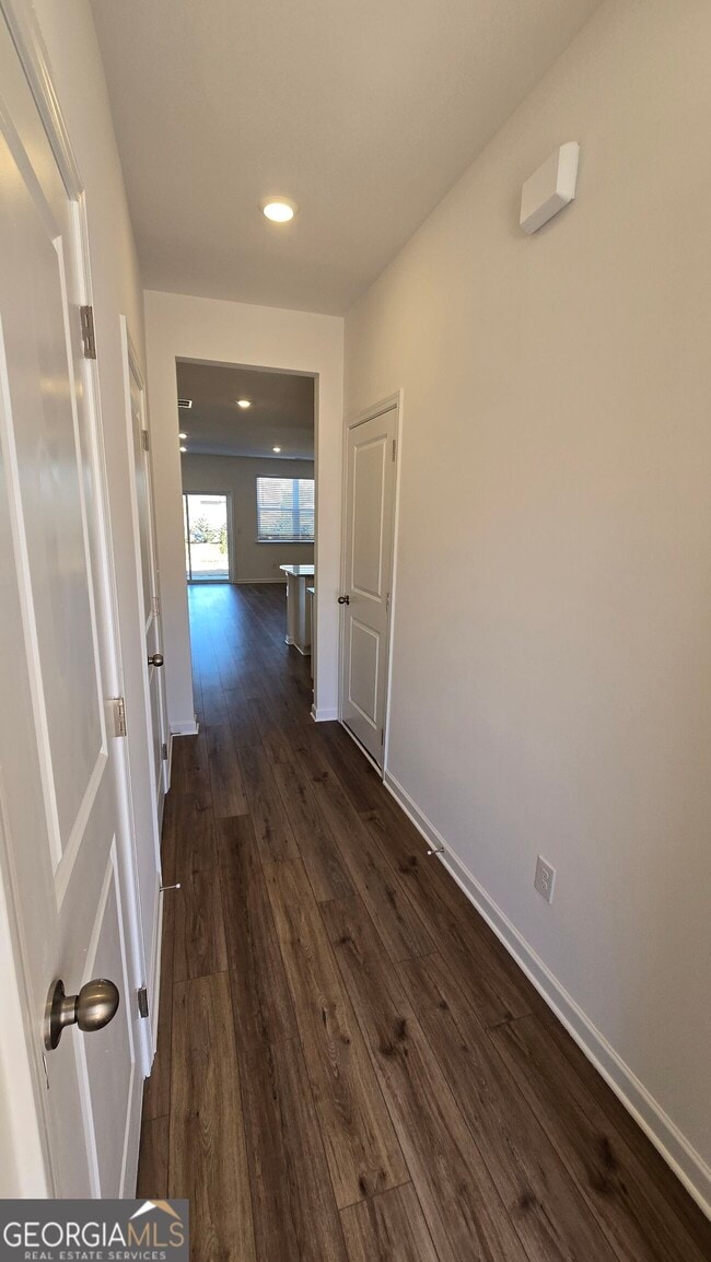 Building Photo - 209 Kenoot Dr