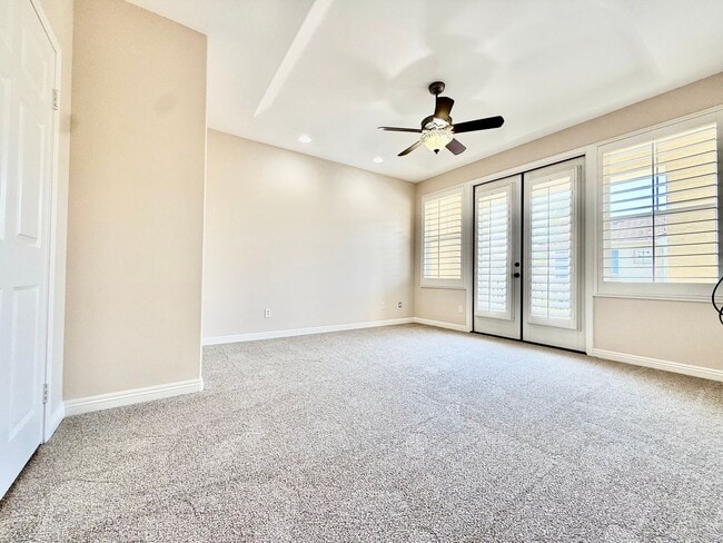 Building Photo - Gated 4 Bedroom 3 1/2 Bath Two Story Home
