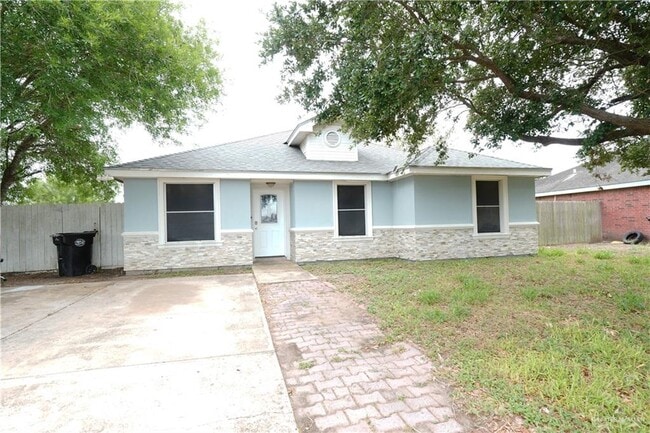 Building Photo - 4014 Aggassi Dr