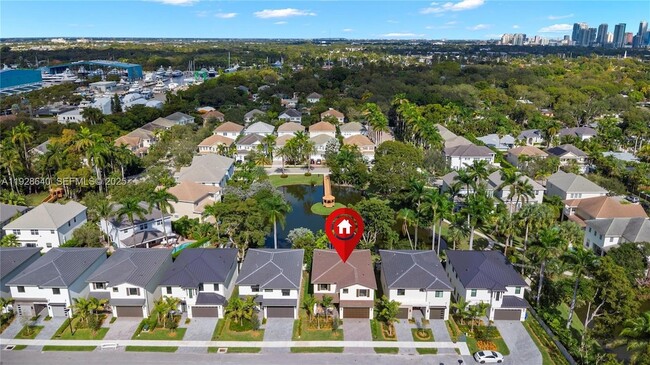 Building Photo - 1419 SW 23rd St