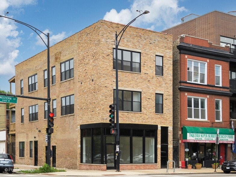 Building Photo - 1500 N Western Ave