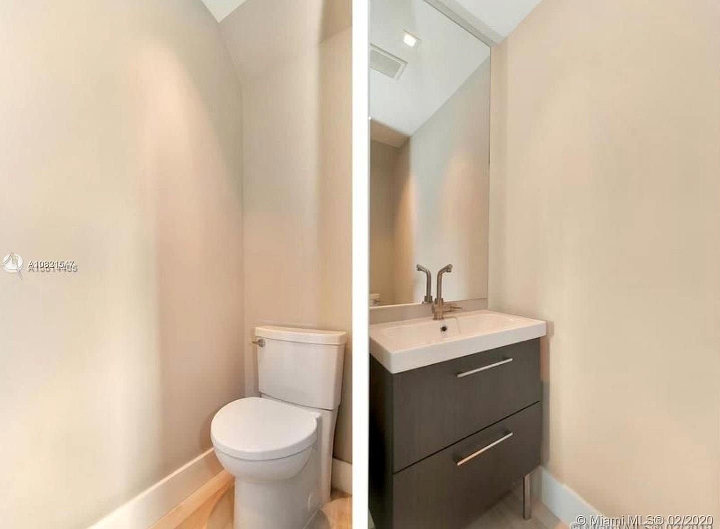 Building Photo - 307 Majorca Ave