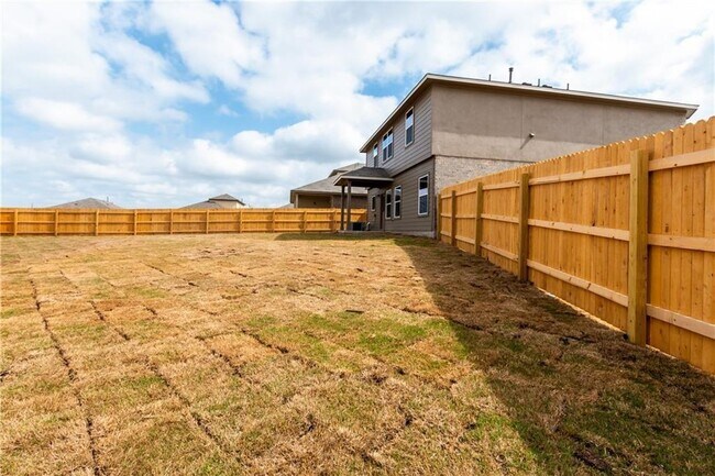 Building Photo - 2718 Bridekirk Dr