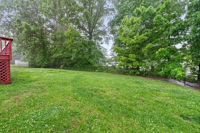 Building Photo - 735 Cayce Dr