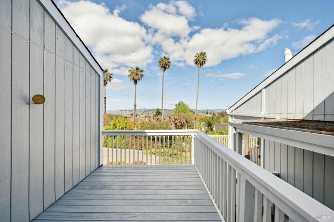 Building Photo - 31 Antilles Way