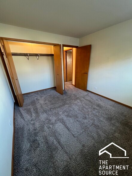 Building Photo - 328 Marengo Ave