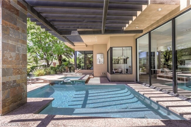 Building Photo - 1501 Foothills Village Dr