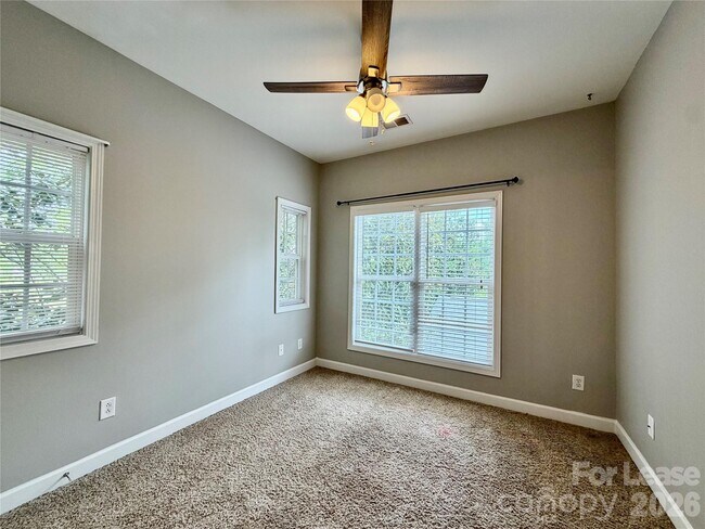 Building Photo - 10560 Rocky Ford Club Rd