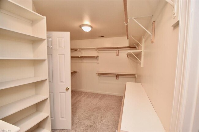 Building Photo - 1514 Bordeaux Pl