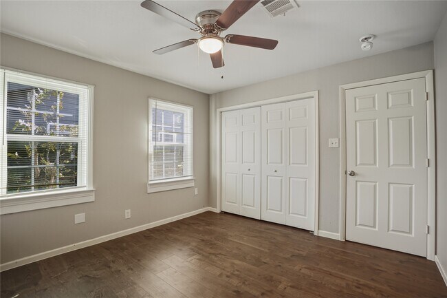 Building Photo - 1015 Prune St