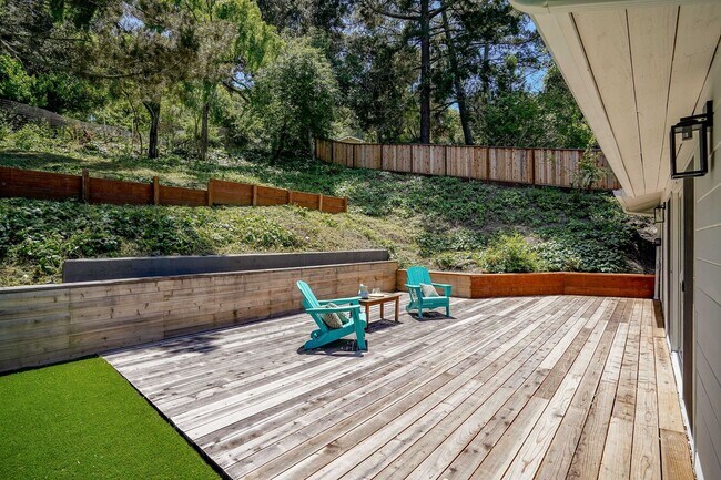 Building Photo - Fully Renovated Orinda Home for Rent, Avai...