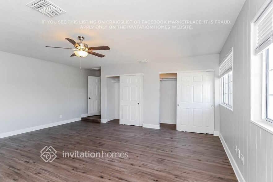 Building Photo - 1923 E Vine Ave