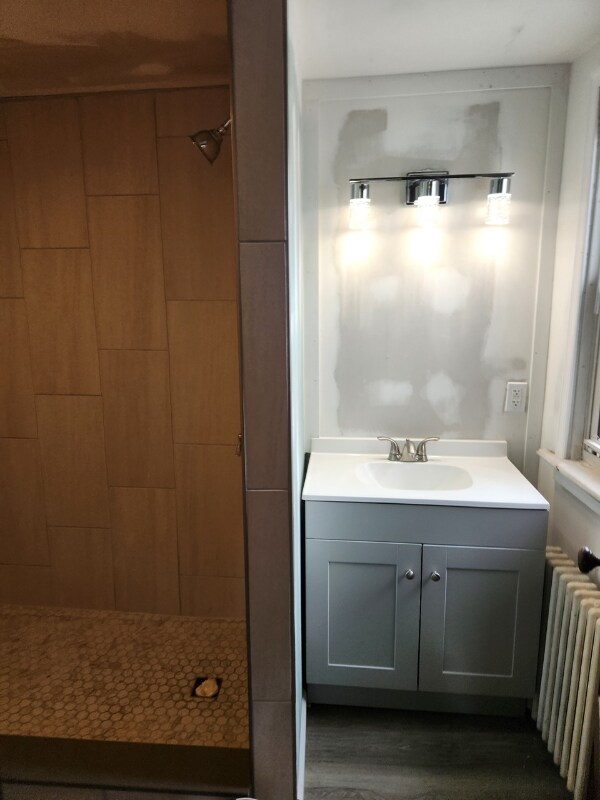 Building Photo - 2438 S 5th St