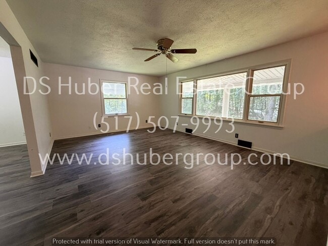 Building Photo - 12469 Kruger Ln