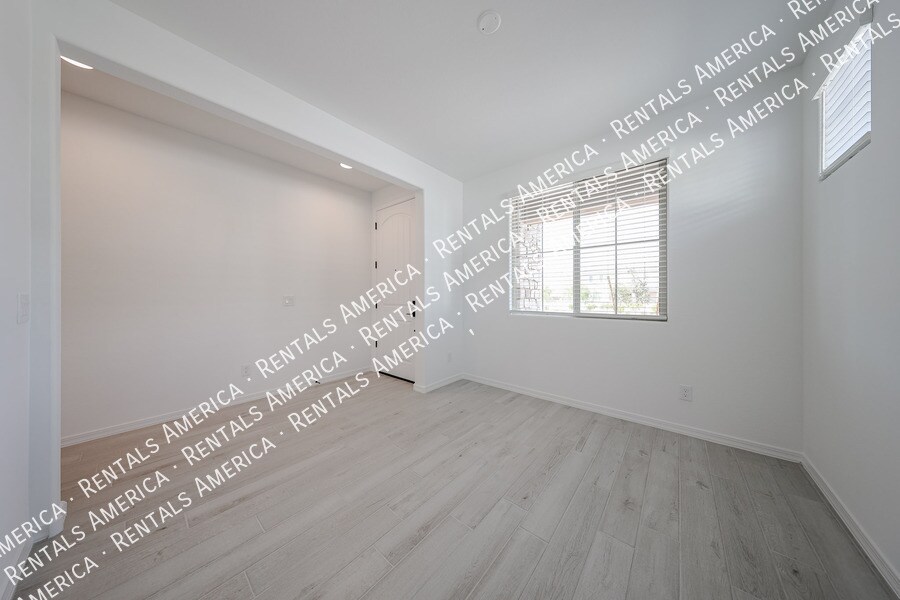 Building Photo - 8725 W Windsor Blvd