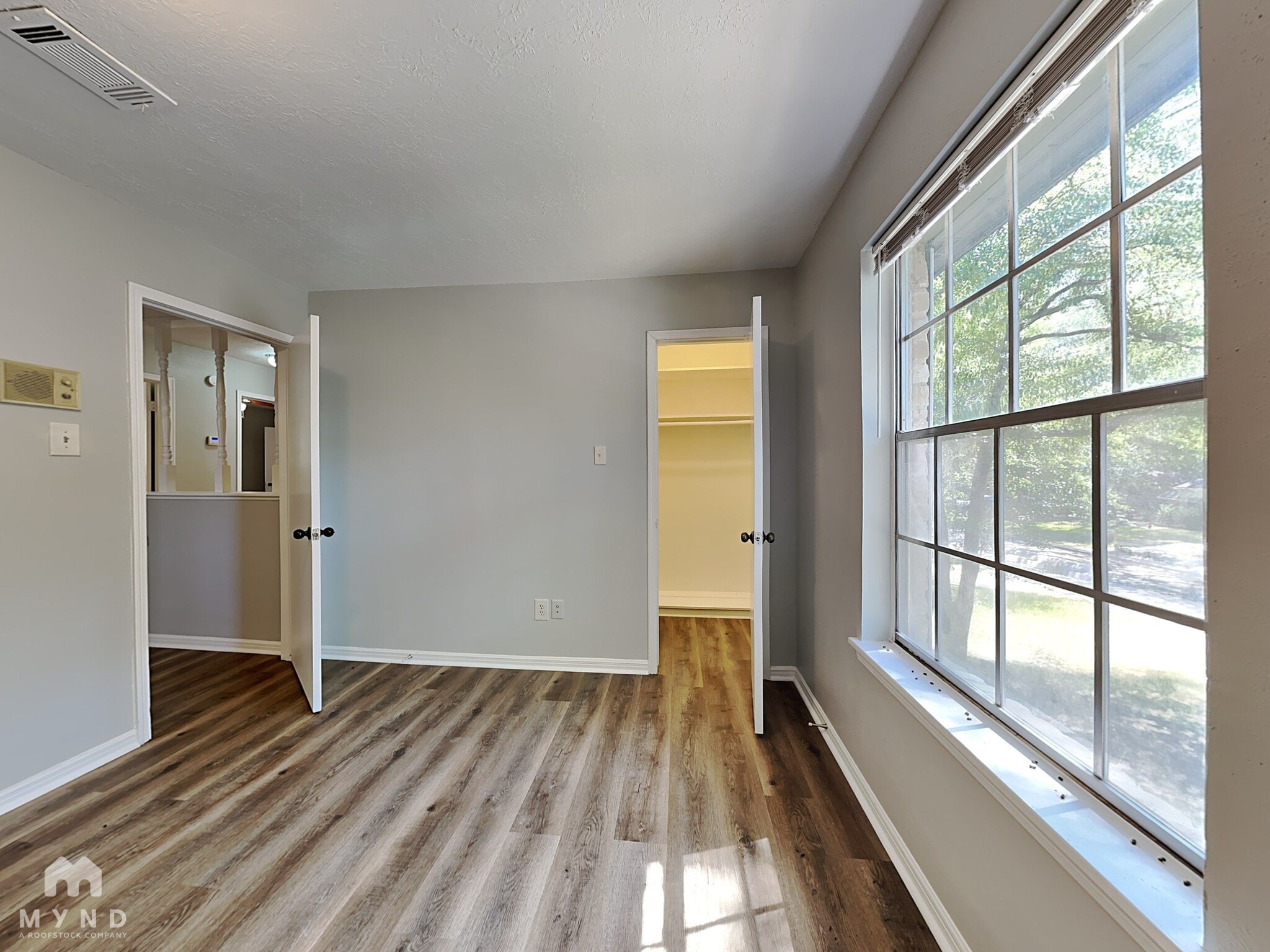 Building Photo - 15110 Gladebrook Dr