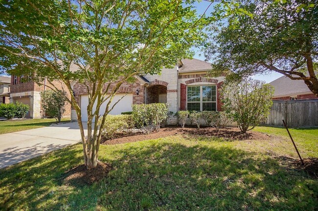 Building Photo - 28515 Pleasant Forest Dr