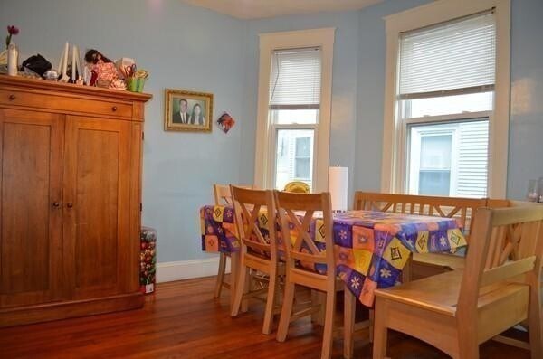 Building Photo - 19 Montfern Ave