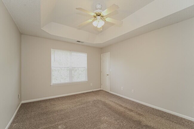 Building Photo - 9612 Ashlyn Elizabeth Ct