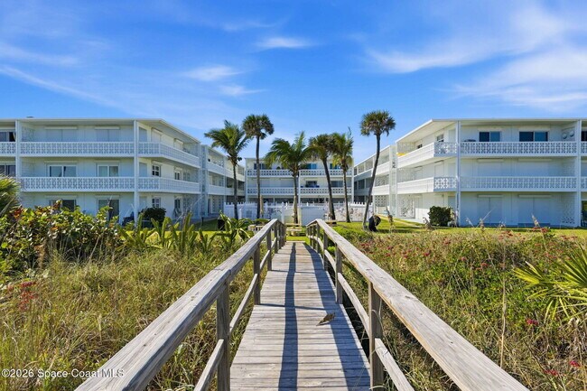 Building Photo - 4800 Ocean Beach Blvd