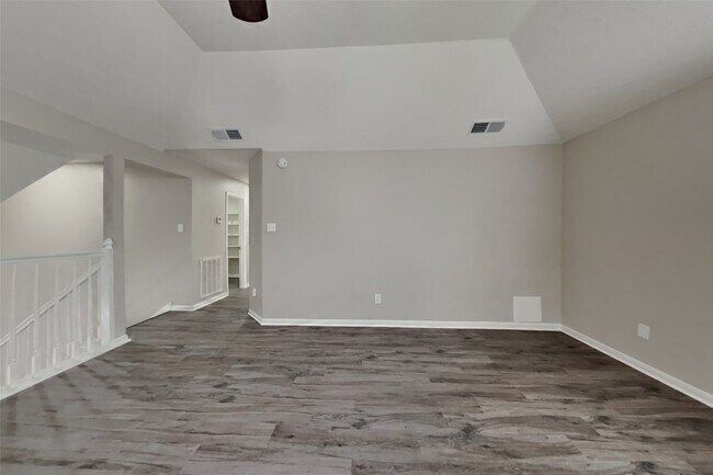 Building Photo - 14306 Cypress Falls Dr