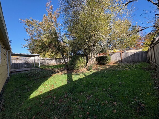 Building Photo - 2835 Pearl St