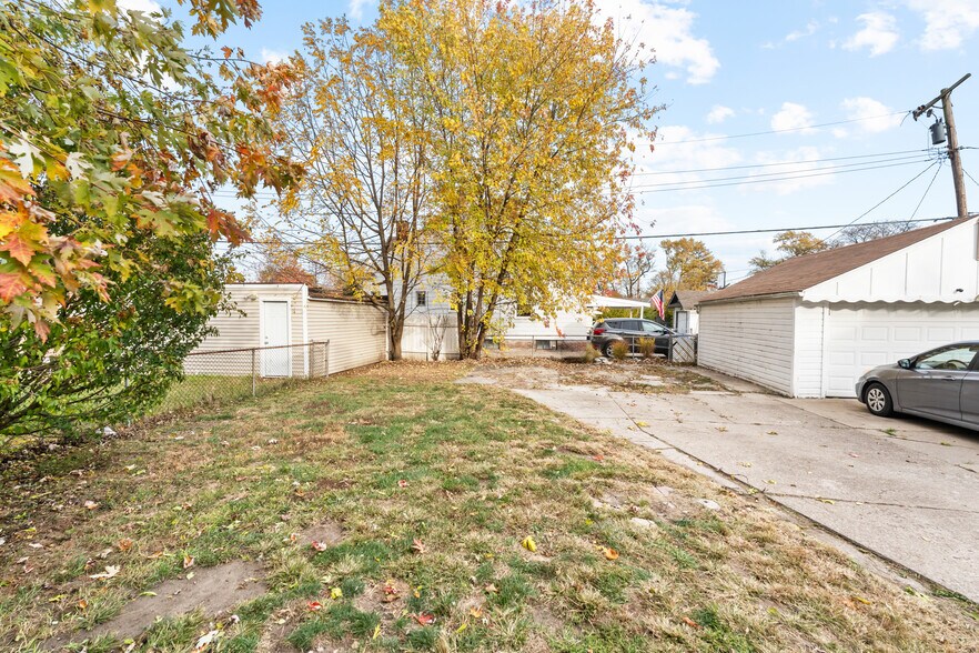 Building Photo - 1005 Woodsdale Ave