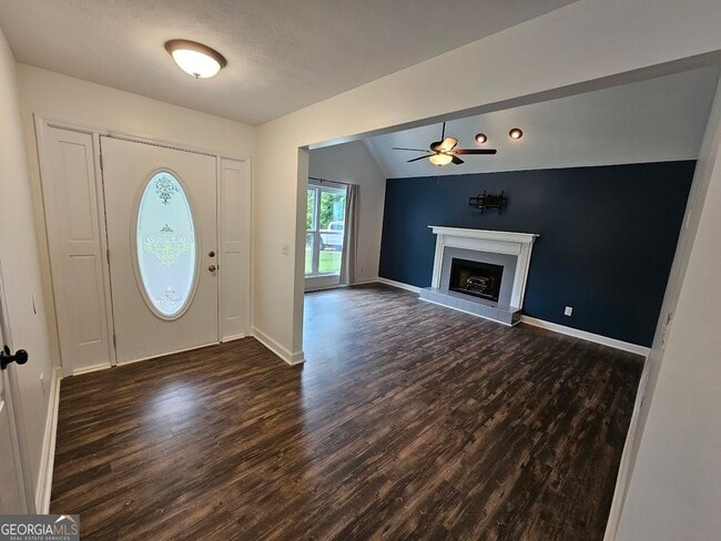 Building Photo - 65 Tralee Trce