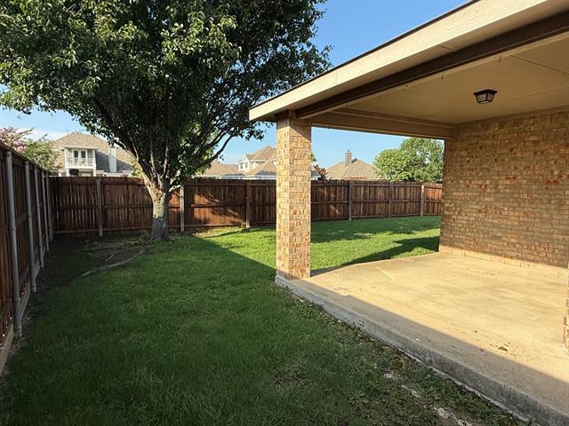 Building Photo - 9928 Southgate Dr