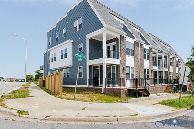 Building Photo - 1529 Porter St