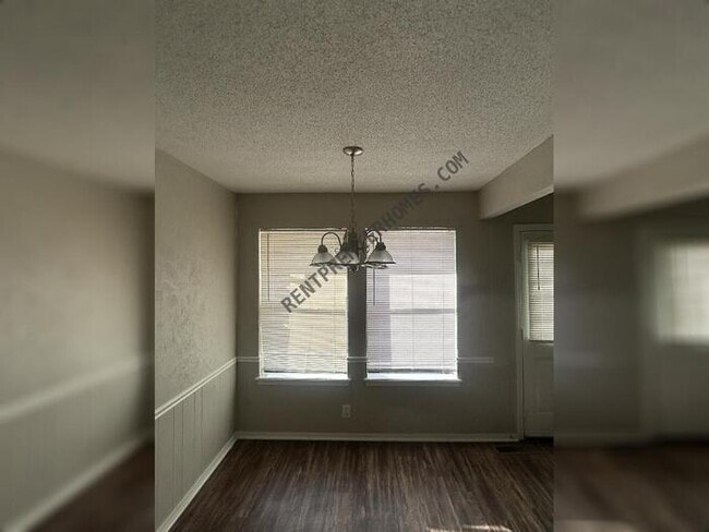 Building Photo - 3332 S 140th E Ave