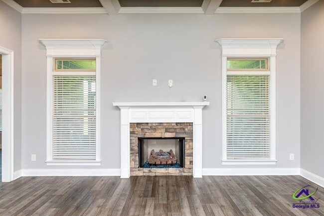 Building Photo - 1052 Chattahoochee Dr.