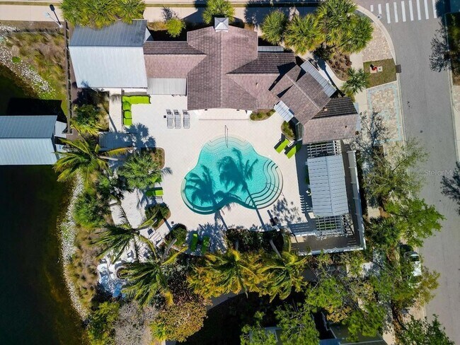 Building Photo - 340 Sapphire Lake Dr