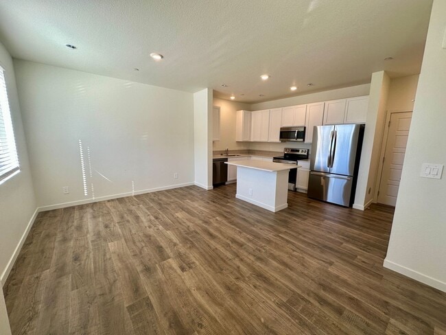 Building Photo - 3905 Congaree Wy