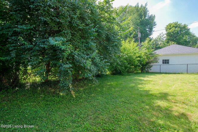 Building Photo - 2510 Browns Ln
