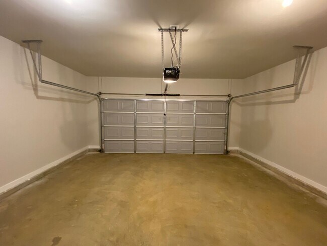 Building Photo - Home for Rent in Jemison, AL!