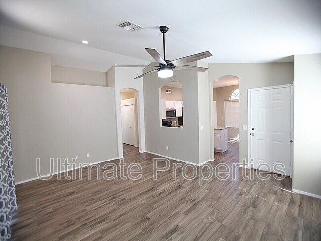 Building Photo - 7455 W Crest Ln