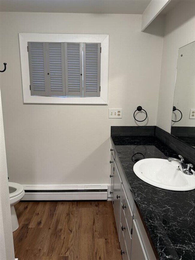 Building Photo - 1795 Main Street