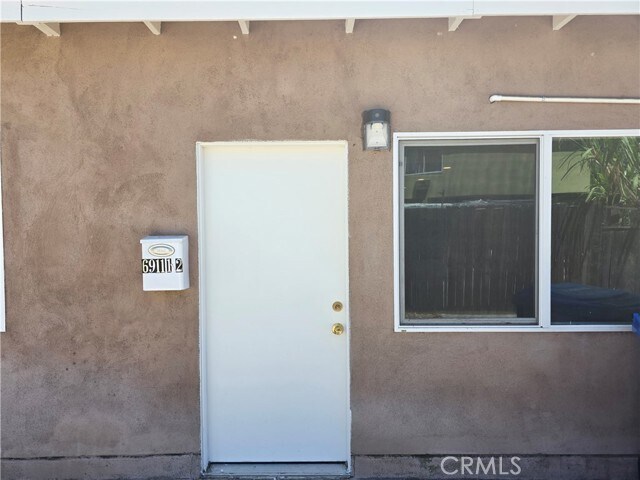 Building Photo - 6911 Baird Ave