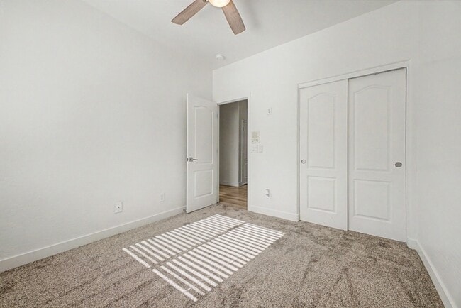 Building Photo - 3533 E Joseph Way