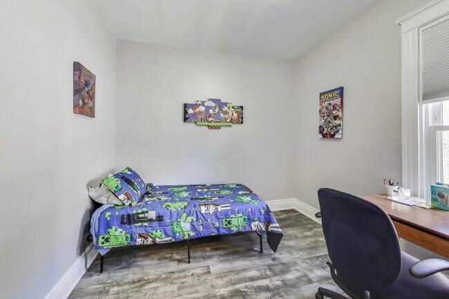 Building Photo - 5169 S Michigan Ave