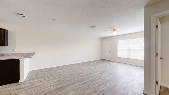 Building Photo - 121 Bahia Terrace Dr