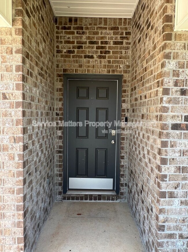 Building Photo - 5096 Gaineswood Dr