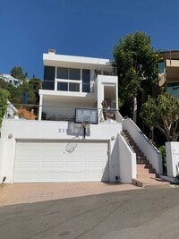 Building Photo - OCEAN VIEW Home for Rent! Please contact W...