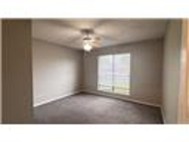 Building Photo - 3bd/2bth House