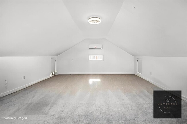 Building Photo - 1809 19th St